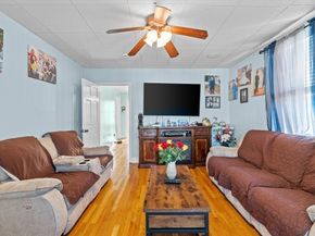 30 Adams St, Lynn MA 01902