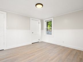 10 Corinne Pkwy, Middleboro MA 02346
