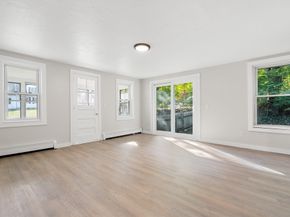 10 Corinne Pkwy, Middleboro MA 02346