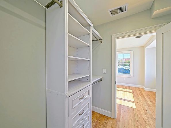 1905 River Street 1905, Boston MA 02136