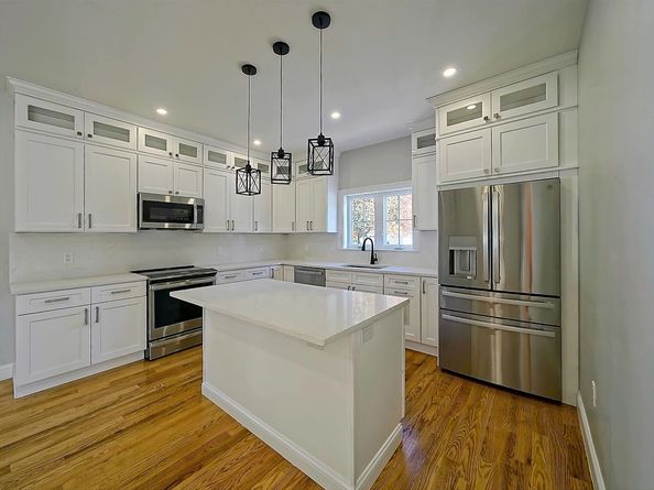 1905 River Street 1905, Boston MA 02136