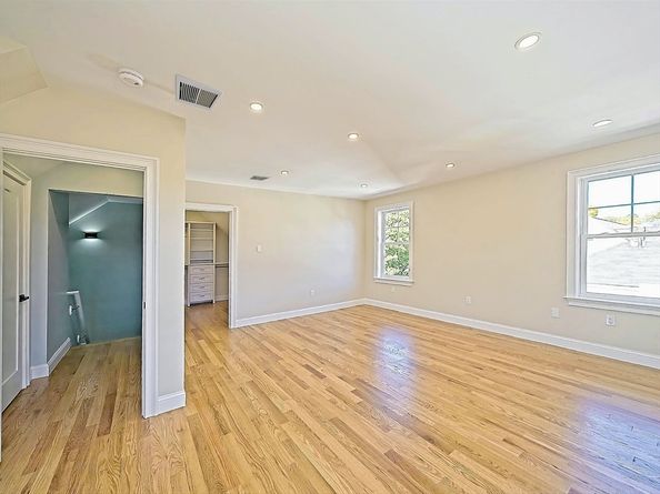 1905 River Street 1905, Boston MA 02136