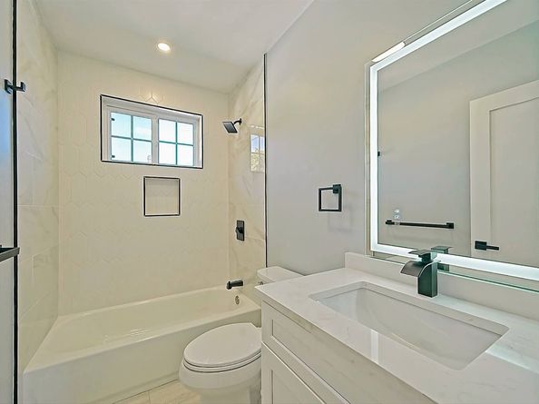 1905 River Street 1905, Boston MA 02136