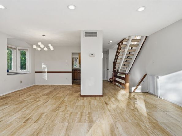 184 Rawson Rd, Brookline MA 02445