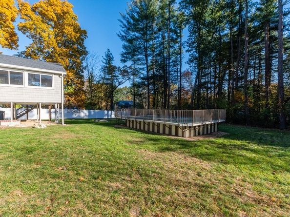 4 Ranlett Ln, Billerica MA 01821