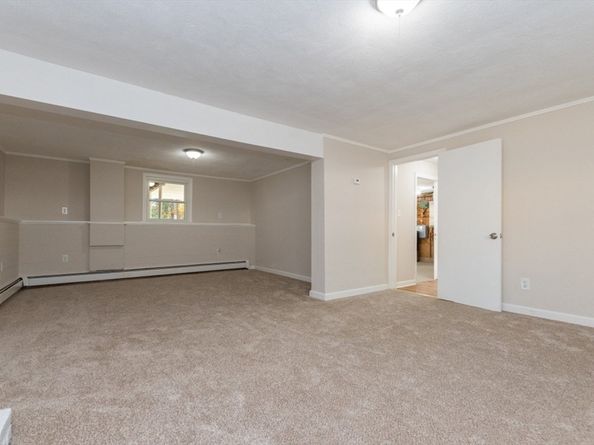 4 Ranlett Ln, Billerica MA 01821