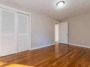 4 Ranlett Ln, Billerica MA 01821