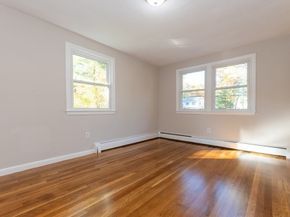 4 Ranlett Ln, Billerica MA 01821
