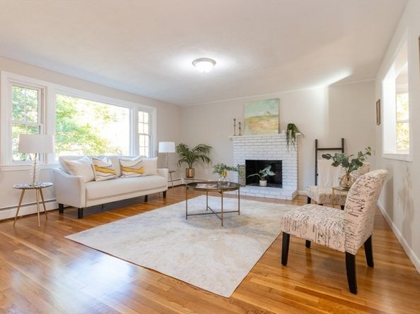 4 Ranlett Ln, Billerica MA 01821