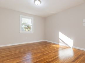 4 Ranlett Ln, Billerica MA 01821