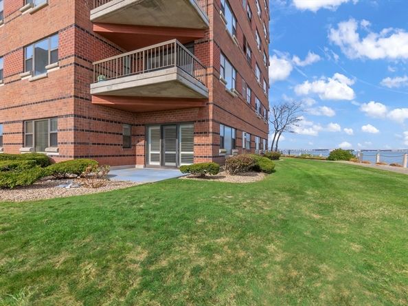 3 Seal Harbor Rd 137, Winthrop MA 02152