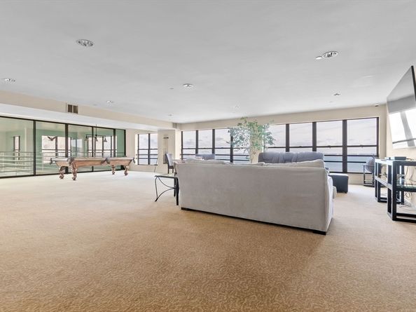 3 Seal Harbor Rd 137, Winthrop MA 02152