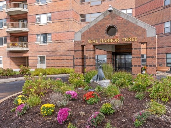 3 Seal Harbor Rd 137, Winthrop MA 02152