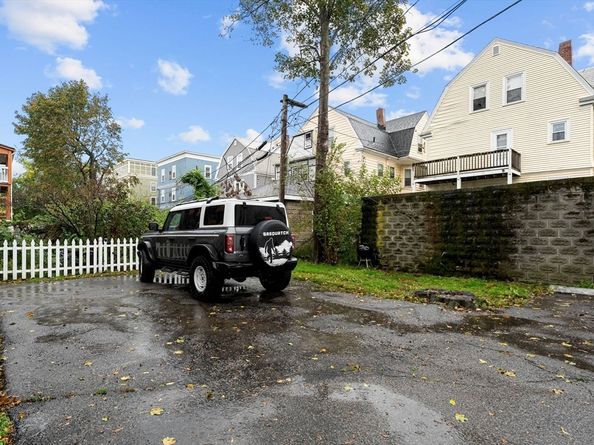 77 Wheatland St 2, Somerville MA 02145