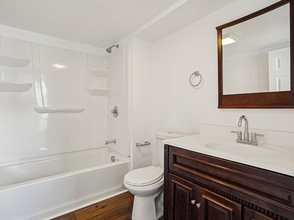34 E. Main St 2, Georgetown MA 01833