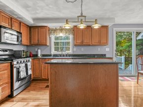 4 Dove Lane, Billerica MA 01862