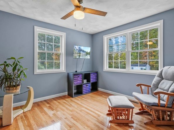 4 Dove Lane, Billerica MA 01862