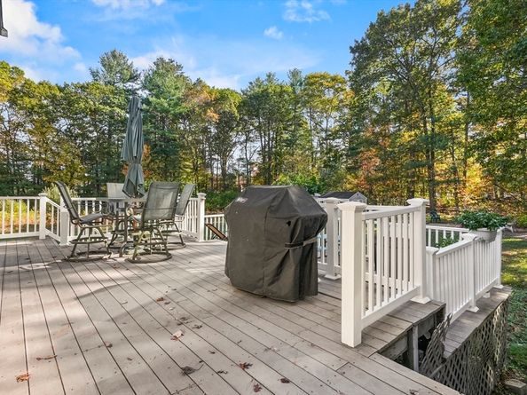 4 Dove Lane, Billerica MA 01862