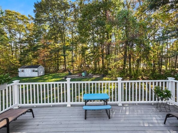 4 Dove Lane, Billerica MA 01862