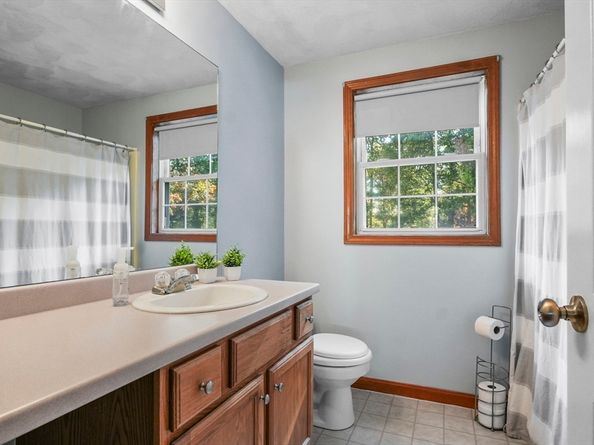 4 Dove Lane, Billerica MA 01862