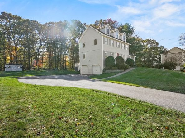 4 Dove Lane, Billerica MA 01862