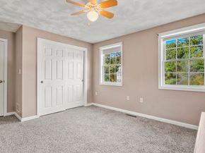 4 Dove Lane, Billerica MA 01862