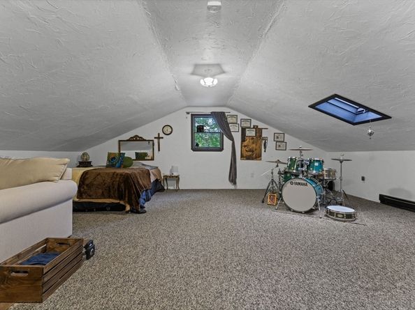 9 Karen Ln, Abington MA 02351
