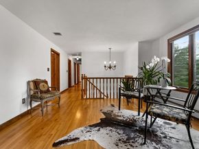 9 Karen Ln, Abington MA 02351