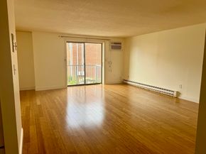 1186 Worcester Rd 720, Framingham MA 01702