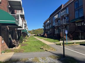 1186 Worcester Rd 720, Framingham MA 01702