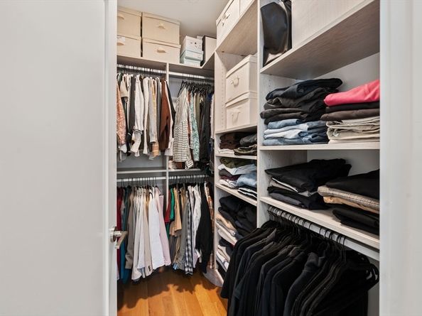 341 E St 3, Boston MA 02127