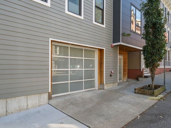 341 E St 3, Boston MA 02127