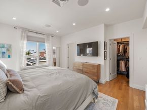 341 E St 3, Boston MA 02127