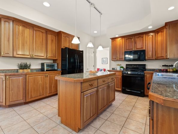 3 Loon Way, Westford MA 01886