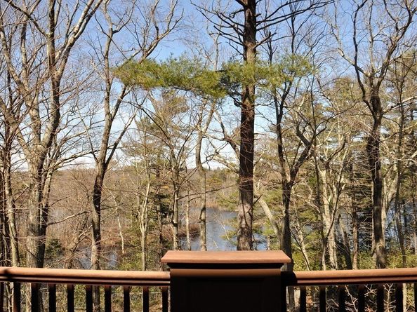 250 Meadowbrook Rd, Dedham MA 02026