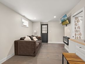 20 Oak Hill Rd, Saugus MA 01906