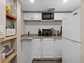 20 Oak Hill Rd, Saugus MA 01906
