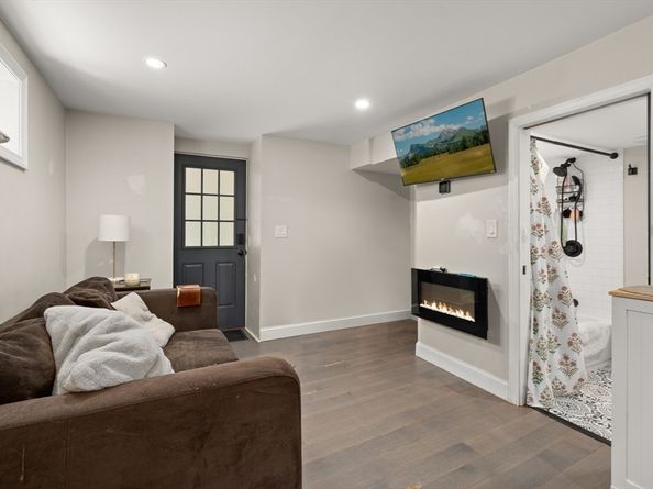 20 Oak Hill Rd, Saugus MA 01906