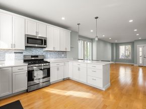 35 Bacon St 35, Watertown MA 02472