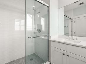 35 Bacon St 35, Watertown MA 02472
