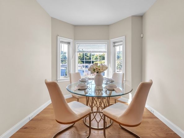 12 Murray Ave 18, Burlington MA 01803