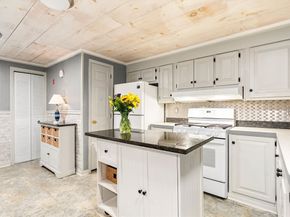94 Leisurewoods Drive, Rockland MA 02370