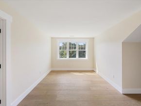 18 Magnolia Road, Natick MA 01760