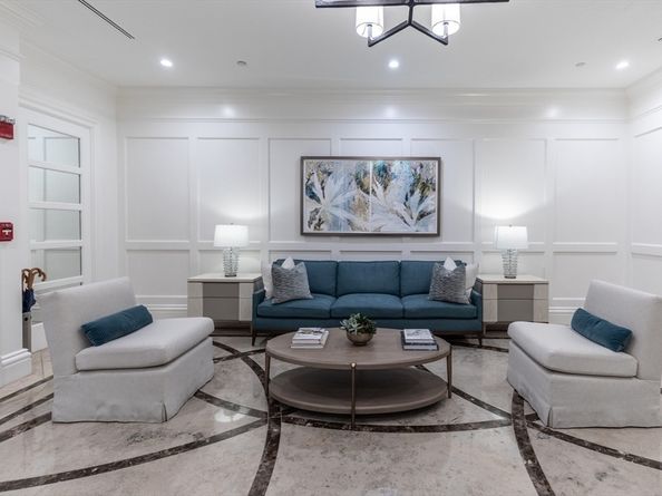 1 Huntington Ave 403, Boston MA 02116