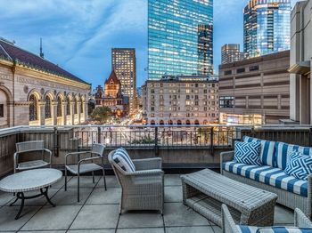 1 Huntington Ave