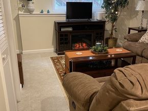 89 Holly Ridge Dr, Hanson MA 02341