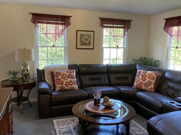 89 Holly Ridge Dr, Hanson MA 02341