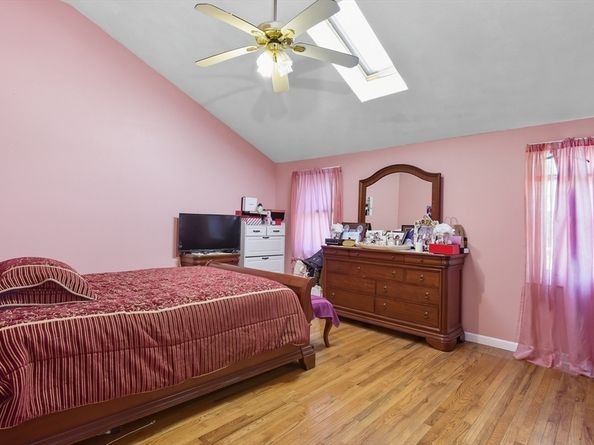 1491 Hyde Park Ave, Boston MA 02136