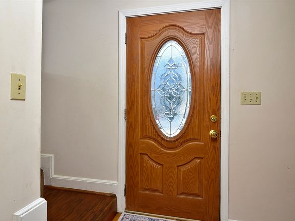 1491 Hyde Park Ave, Boston MA 02136
