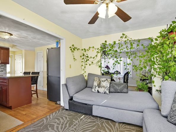 1491 Hyde Park Ave, Boston MA 02136